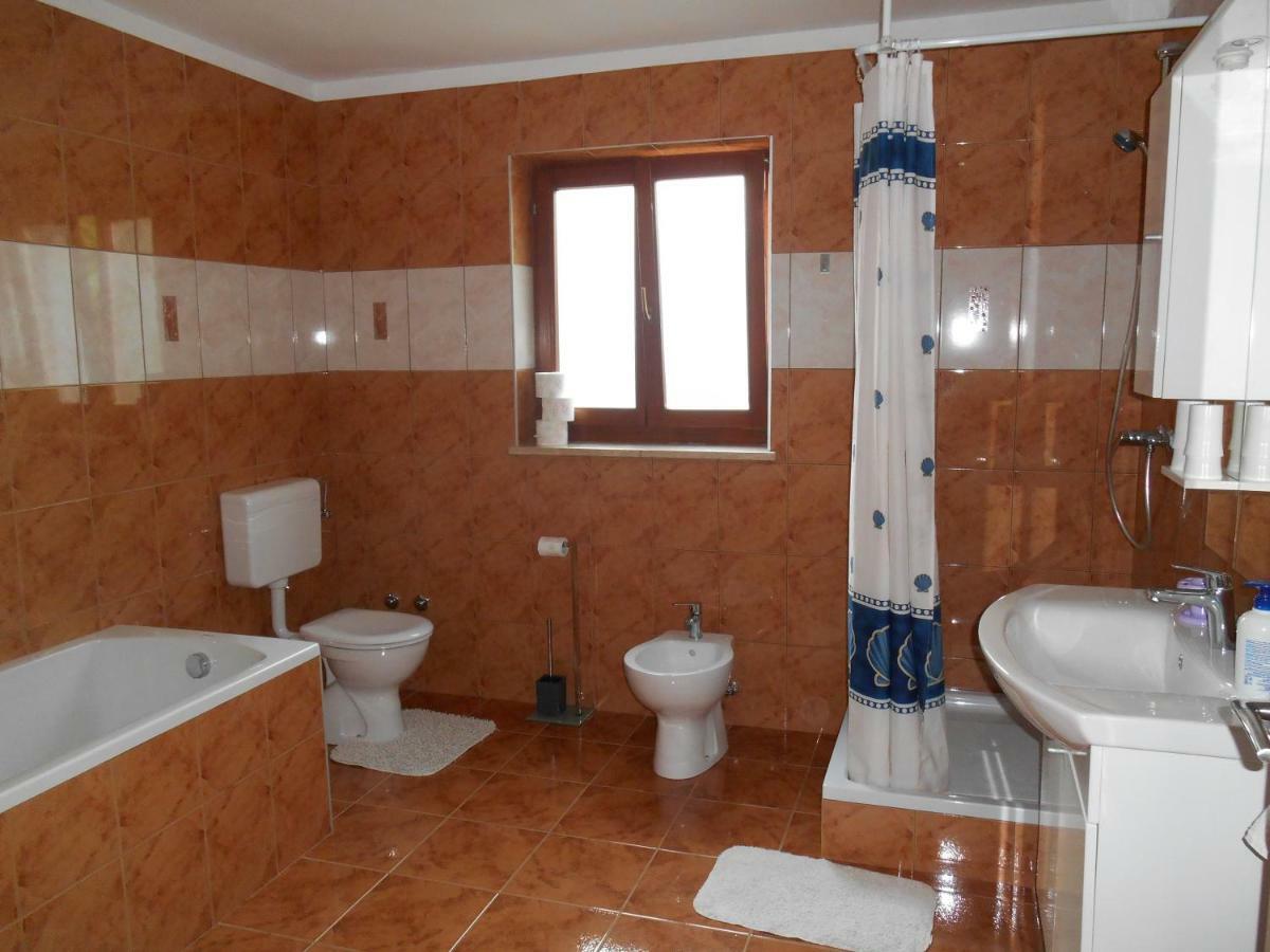 Miadea Appartement Rovinjsko Selo Buitenkant foto