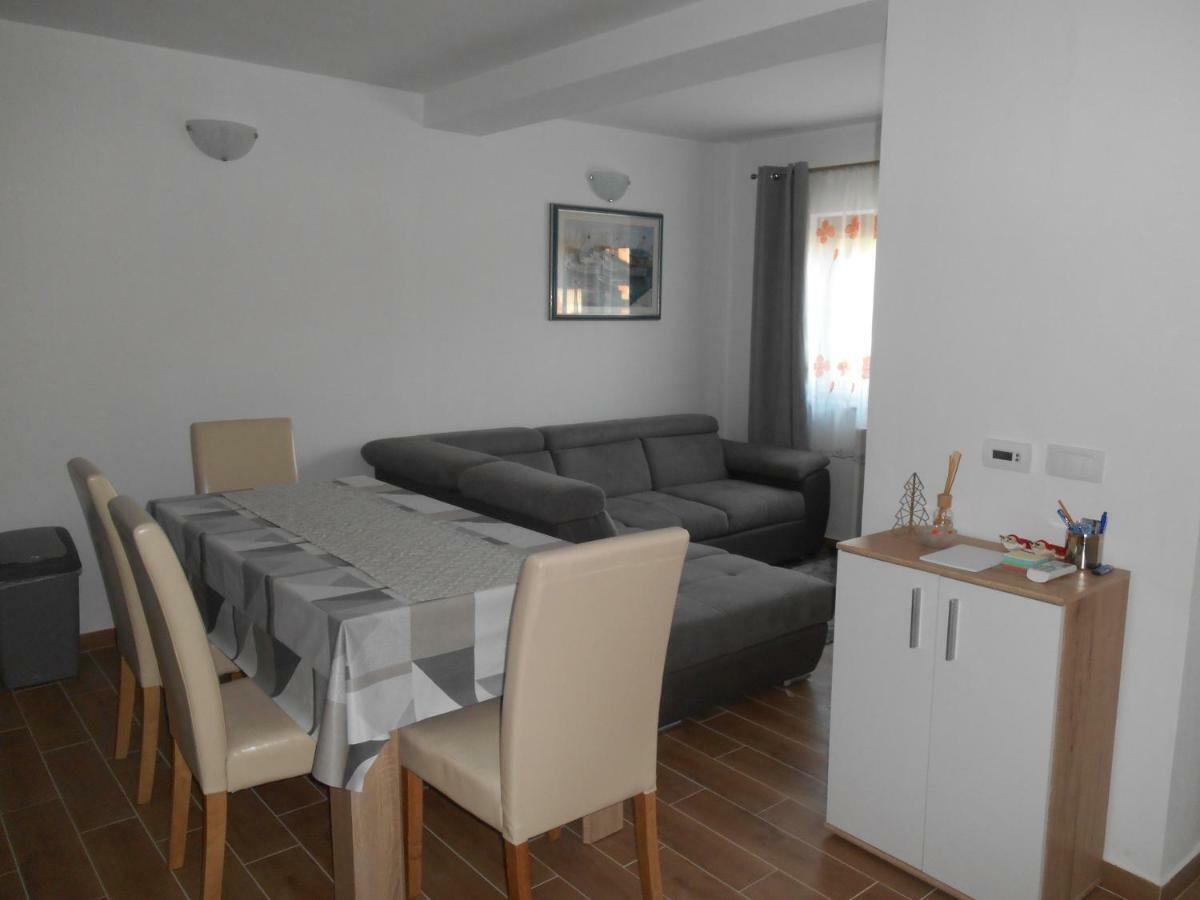 Miadea Appartement Rovinjsko Selo Buitenkant foto