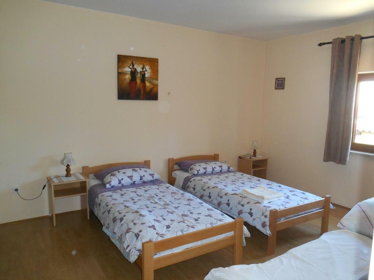 Miadea Appartement Rovinjsko Selo Buitenkant foto